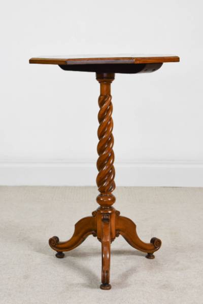 Fine Quality Victorian Parquetry Side Table