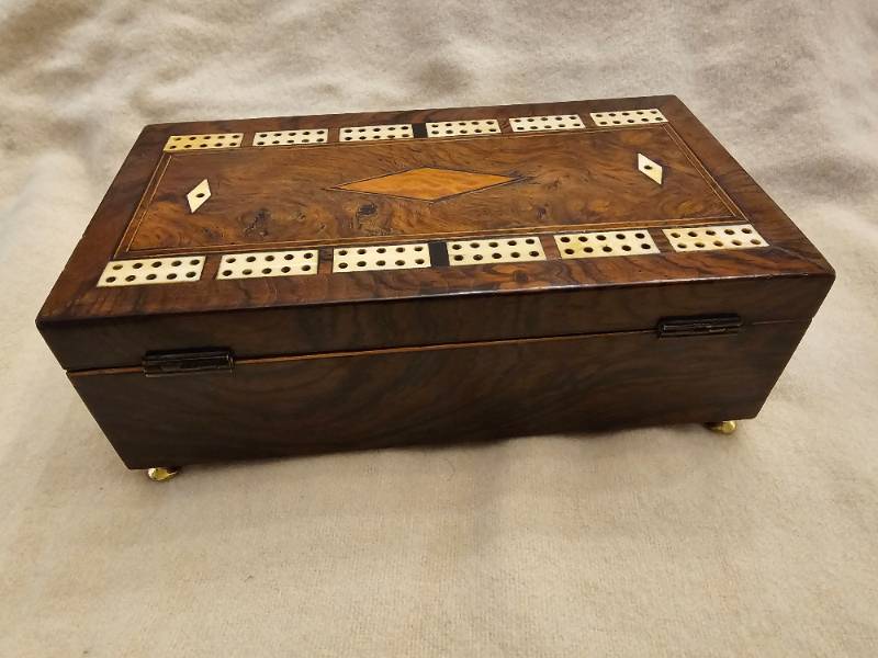 Victorian Rosewood & Walnut Cribbage Compendium