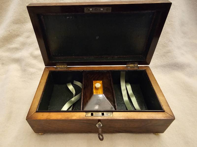 Victorian Rosewood & Walnut Cribbage Compendium