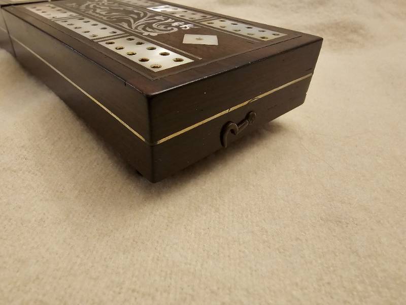 Stunning Victorian Rosewood & Mother of Pearl Folding Cribbage Board